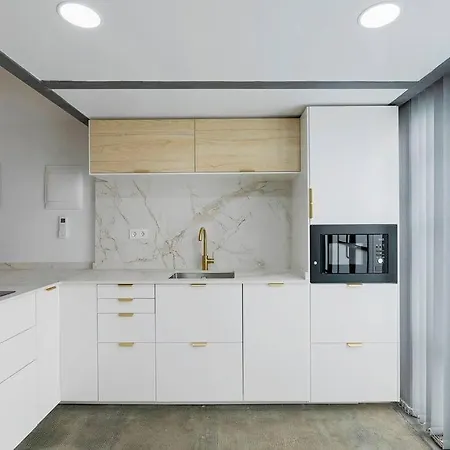 Larita Loft *